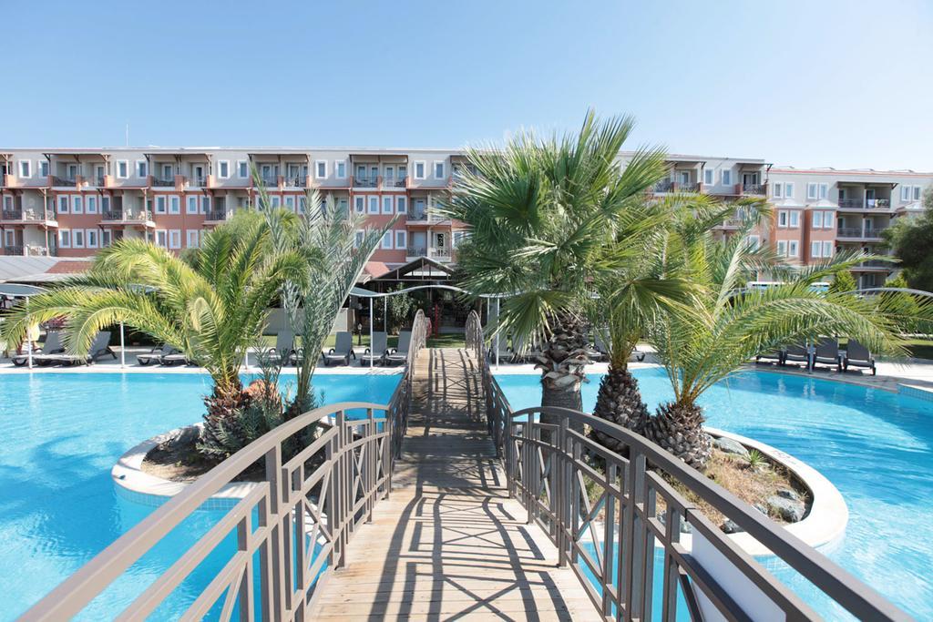 Club Yali Hotels & Resort Ґумулдур Екстер'єр фото