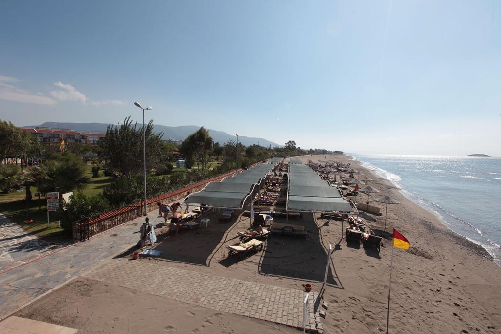 Club Yali Hotels & Resort Ґумулдур Екстер'єр фото