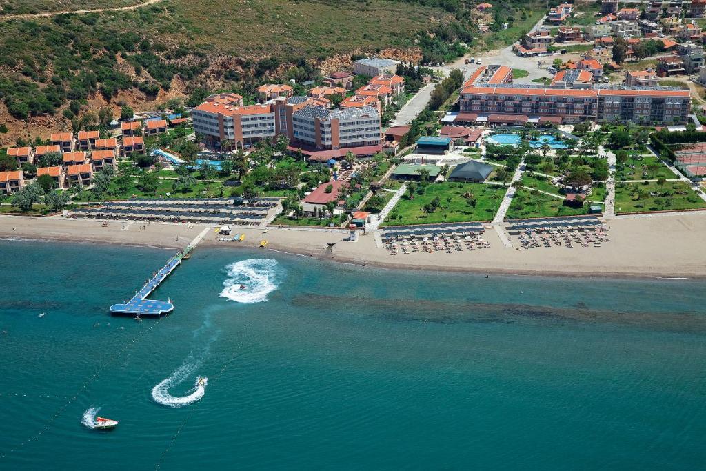 Club Yali Hotels & Resort Ґумулдур Екстер'єр фото