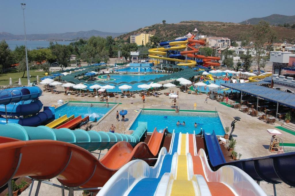 Club Yali Hotels & Resort Ґумулдур Екстер'єр фото