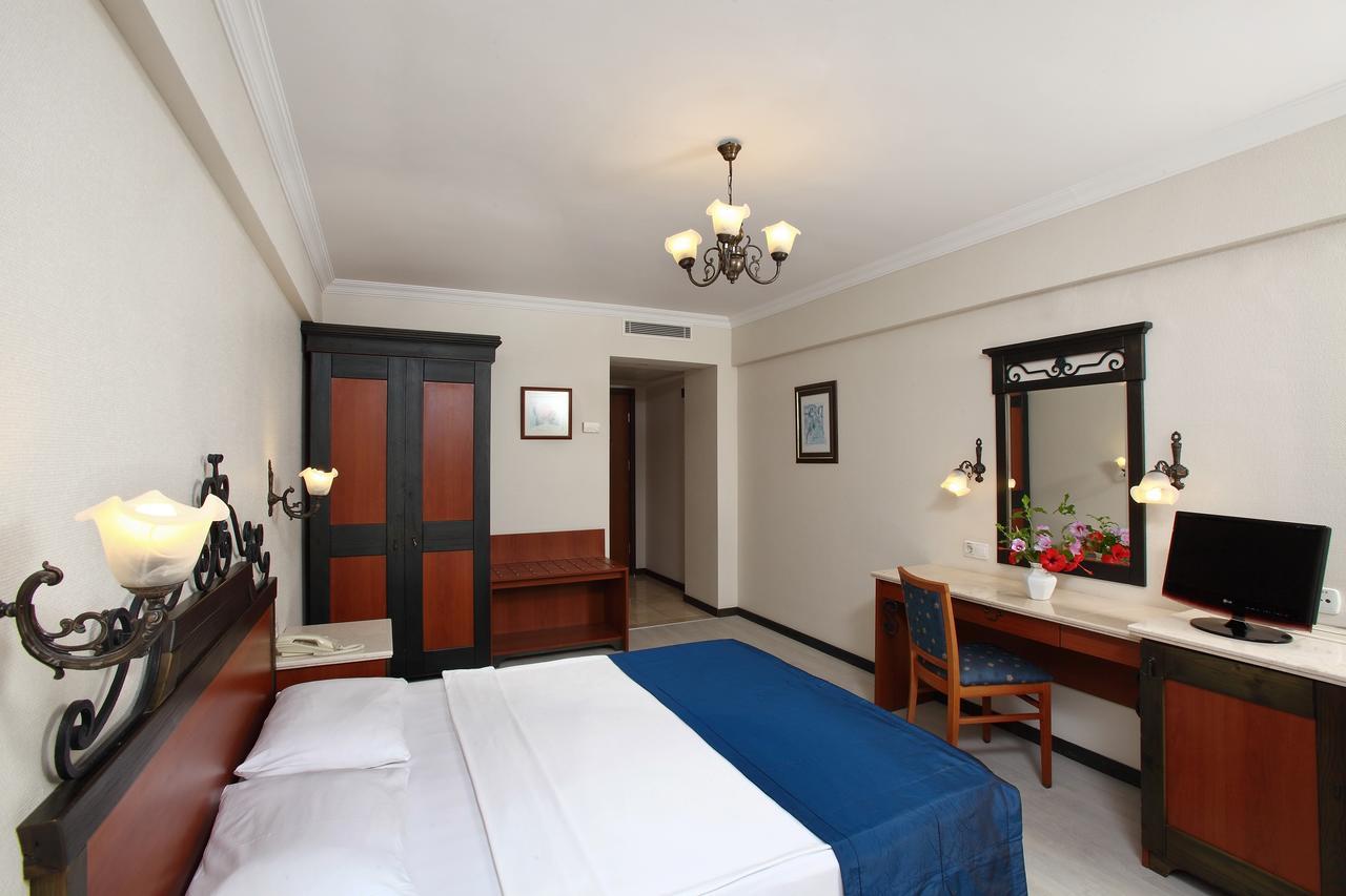Club Yali Hotels & Resort Ґумулдур Екстер'єр фото
