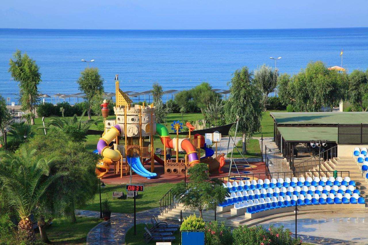 Club Yali Hotels & Resort Ґумулдур Екстер'єр фото