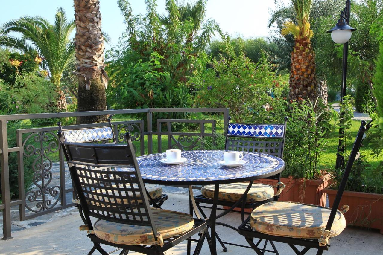 Club Yali Hotels & Resort Ґумулдур Екстер'єр фото
